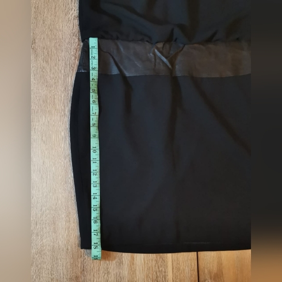 Ralph Lauren Black Sleeveless Dress With Leather Waistband Size 6 - Picture 6 of 8